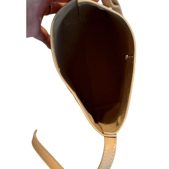 Women's Samara Vegan Leather Crossbody Handbag Beige, EUC - Picture 4 of 6